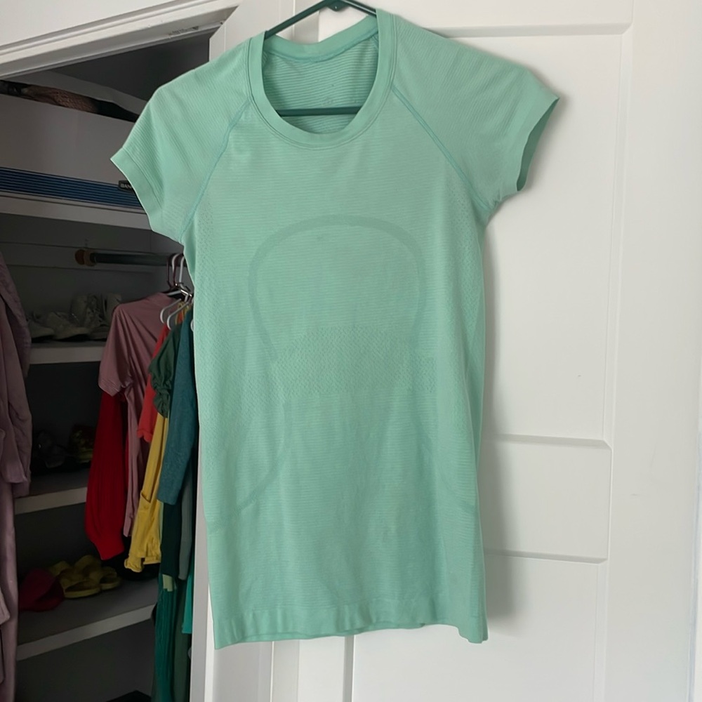 Lululemon swiftly tech